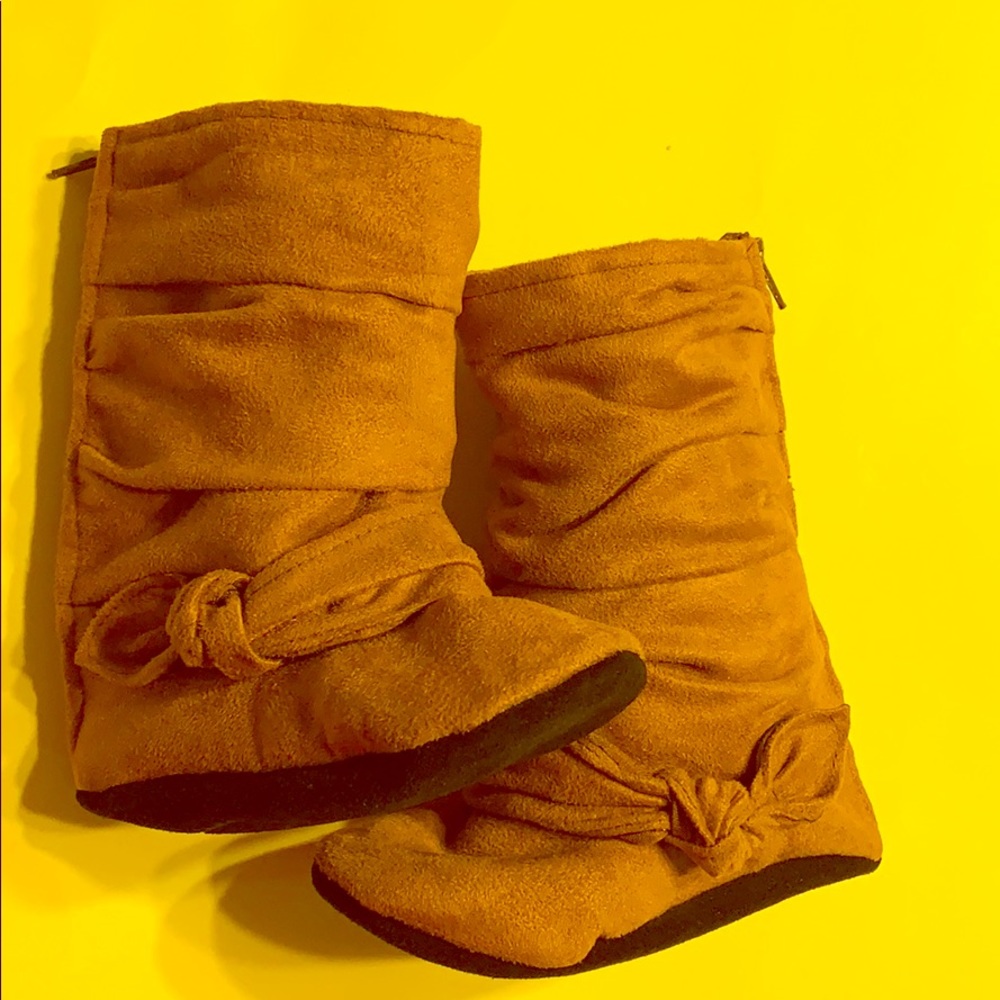 Gracious May Booties with bow